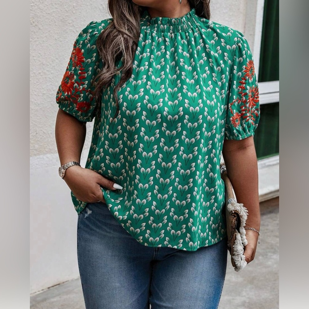 SHEIN Green Floral Blouse